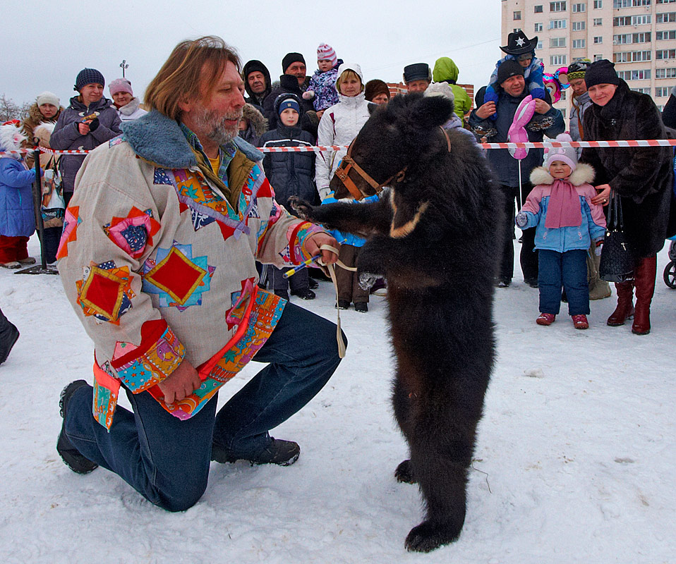 шоу с животными на Масленицу в Москве
